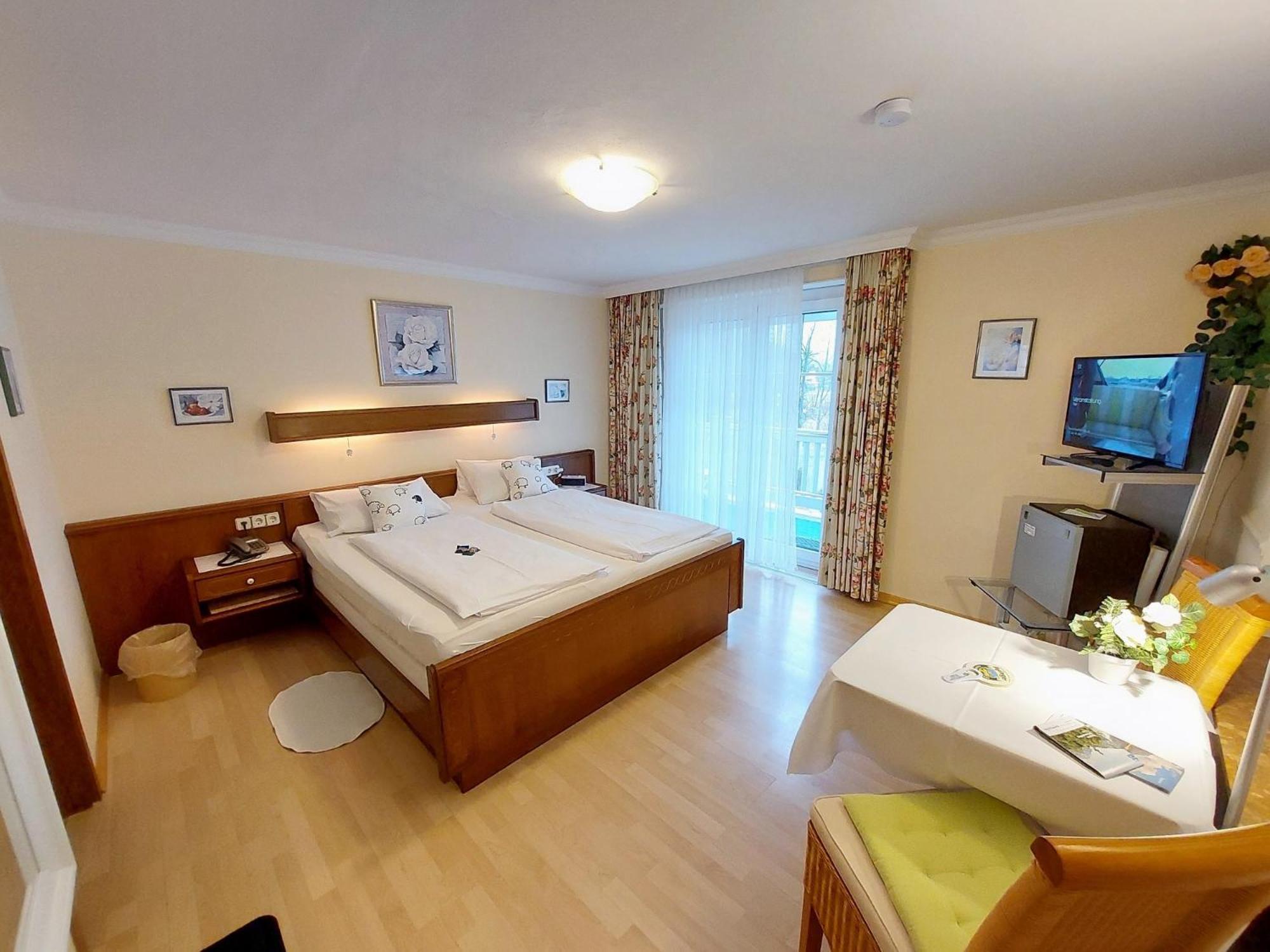 Parkhotel Ruhpolding Pension-Hotel garni Exteriör bild